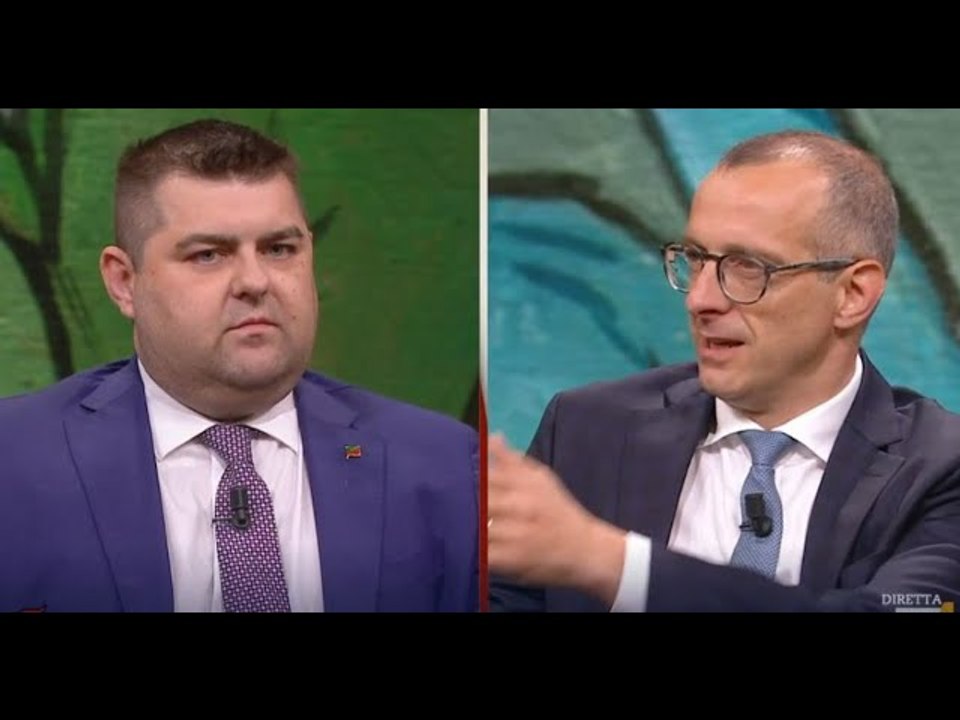 Alluvione a Pesaro, rivolta contro il sindaco Pd Ricci L'hanno beccato in treno