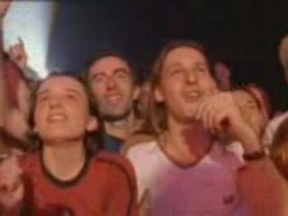 Mylene Farmer - Méfie toi