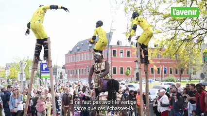 Namur: trois Togolais haut-perchés dans la capitale de l'échasse