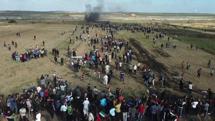 الآلاف عند حدود غزة احتجاجاً على "مسيرة الأعلام" الإسرائيلية