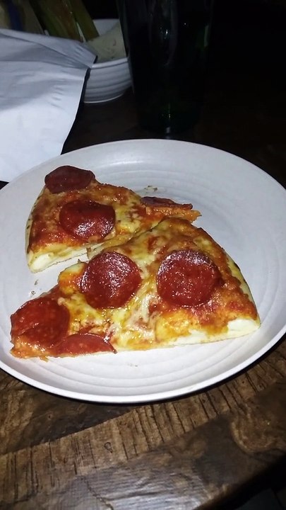 DIGIORNO, Traditional Crust Pepperoni Pizza, 6.5 inch. 9.3 oz. (10 count)