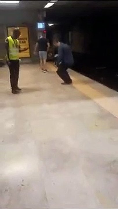 'Caos' em Lisboa. As imagens da perseguição no metro da Bela Vista