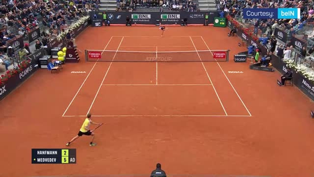 Medvedev ends dream Hanfmann run