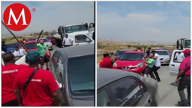 Un grupo de taxistas golpean a automovilistas en Tijuana