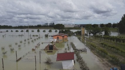 Inondations en Italie: au moins neuf morts et des dégâts considérables