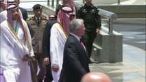 وصول العاهل الأردني عبد الله الثاني إلى جدة للمشاركة بالقمة العربية