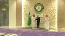 الأمير محمد بن سلمان يستقبل قادة الدول والوفود المشاركة في القمة العربية  #العربية #قمة_جدة