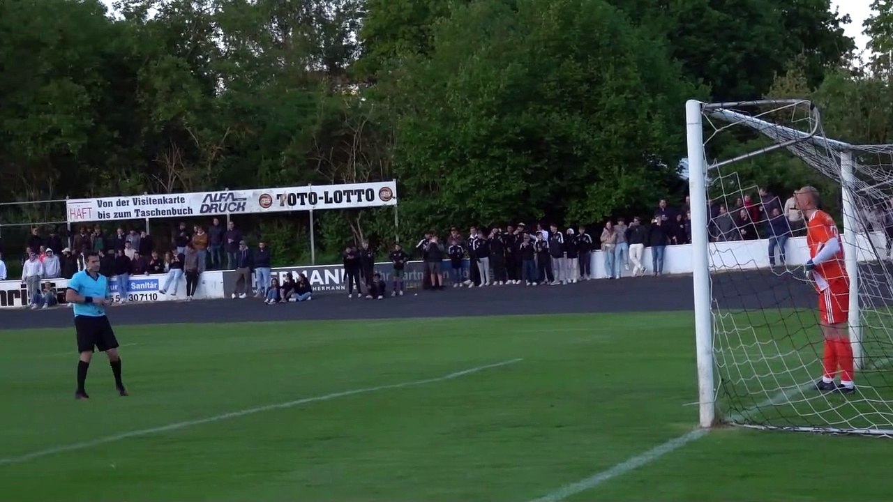 Das 1:2 für die SVG im Derby gegen 05 durch den Elfmeter von Dilsad Kaplan