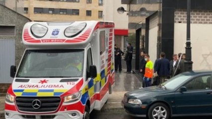 Mueren dos mellizas de 12 años al precipitarse por una ventana en Oviedo