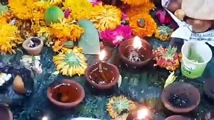 Download Video: शनि प्रकटोत्सव : मंदिरों में उमड़े श्रद्धालु, सुबह से लगी रही कतार