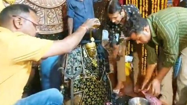 शनि जयंती विशेष: किस राशि पर है शनिदेव की साढ़े साती किस पर है ढय्या का प्रभाव,देखिए खबर