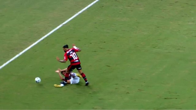 CBF divulga áudios do VAR de Fluminense x Flamengo em pisão de Gabigol em Ganso