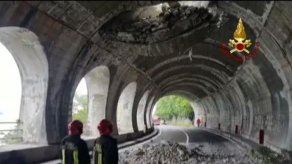 Crollata per una frana la volta di una galleria  nel lecchese