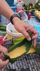 Omelette! Grilled Egg Omelette on Banana Leaf Boat