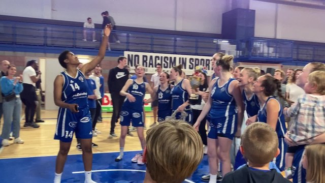 Les dames de Ciney championnes en R1 (3)