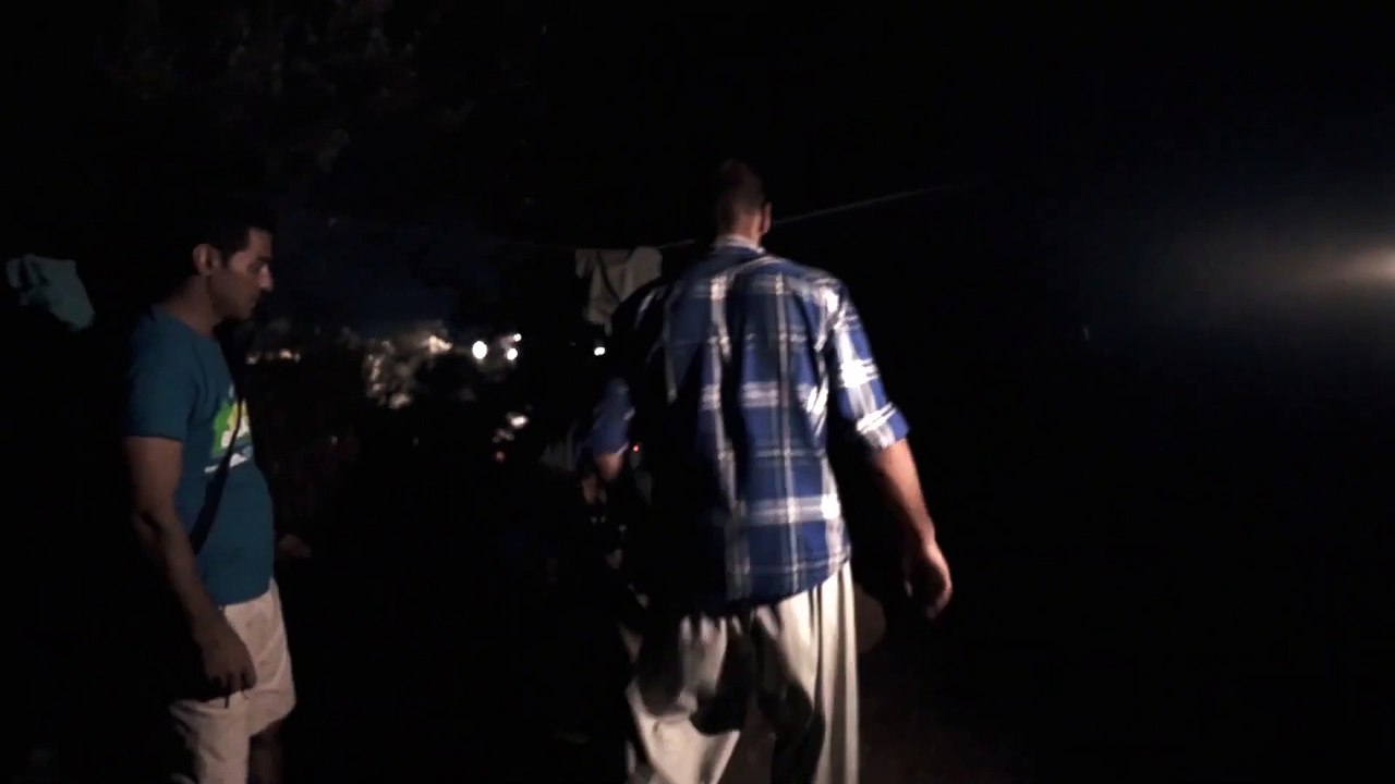 PICKNICK IN MORIA BLUE RED DEPORT Film - Clip und Trailer