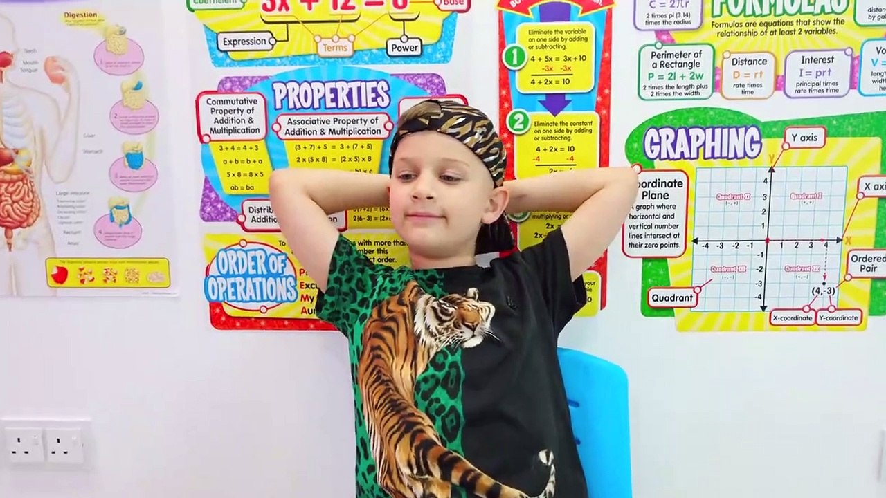 Diana and Roma at School - A Story about the Value of Friendship