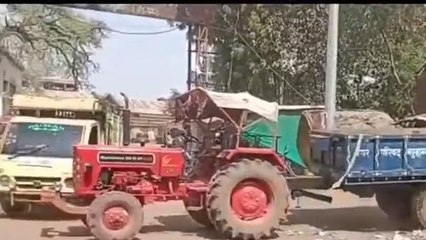 गुना: सफाई कर्मचारियों ने हड़ताल खत्म कर काम किया शुरू