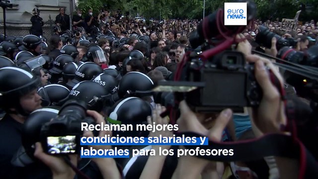 Tensión en las manifestaciones por la mejora de la Educación en Hungría