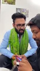 To_fir_ye_kiska_bacha_hai_.%F0%9F%98%82%F0%9F%A4%A3%F0%9F%A4%A3.____golmal_h_sab___(360p)