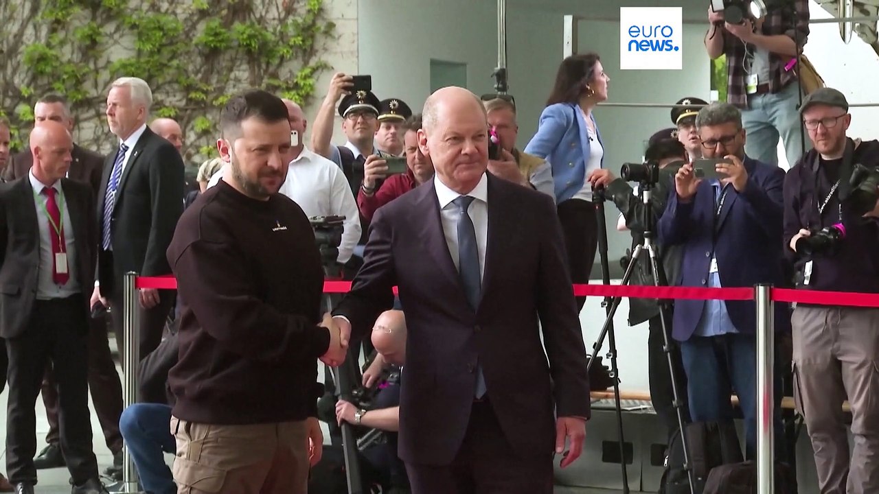 Unterstützung für die Ukraine: Selenskyjs diplomatische Reise isoliert Putin