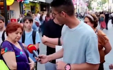 Sokakta ağızlarındaki pisliği kustular! Muhaliflerden depremzedelere akıl almaz hakaretler!