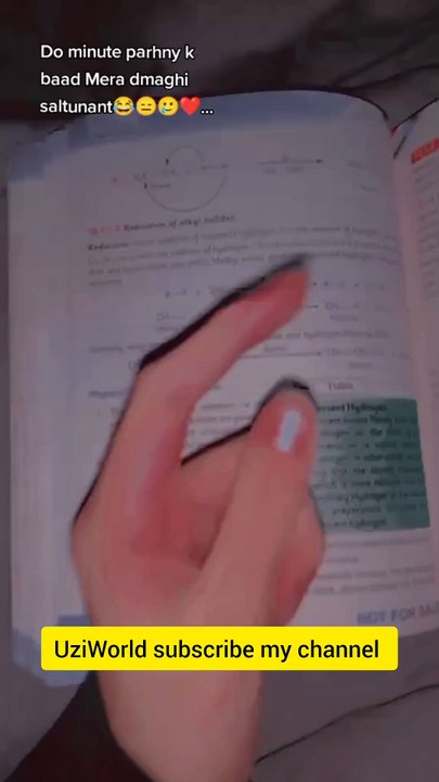 Tum Mujha tang Kar rahi hn 