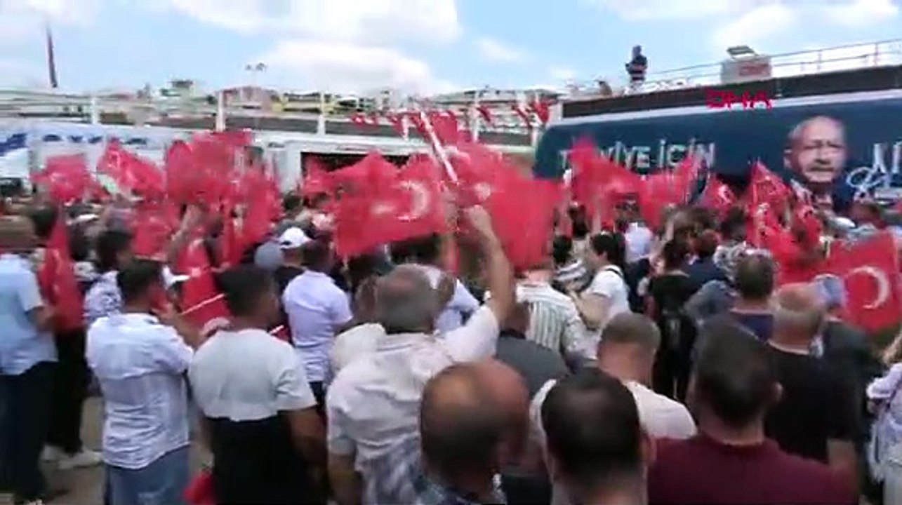 Özgür Özel: MHP bir kolunda, HÜDA-PAR koynunda, kimler kimlerle beraber