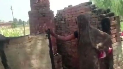 अयोध्या: संदिग्ध परिस्थितियों में लगी आग से गृहस्थी का सामान जलकर हुआ खाक