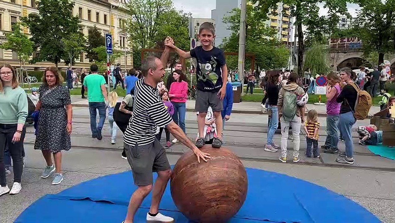 Geschicklichkeit beweisen am Innsbrucker Bogenfest