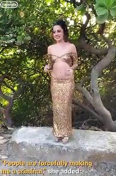 Kyun bhaag rahi ho? Der ho rahi hai, jaldi pohochna hai says Urfi Javed