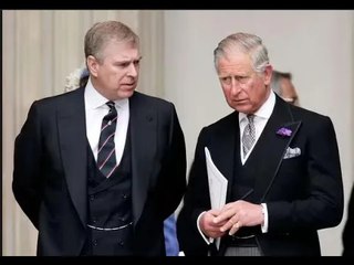 Andrew "non lascerà la Royal Lodge" e Charles è "impotente"