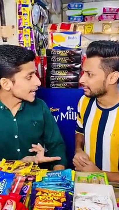 Apko_Chips_konse_pasand_hai_%F0%9F%98%81%F0%9F%98%82muhabbat_kesi_lagi ...