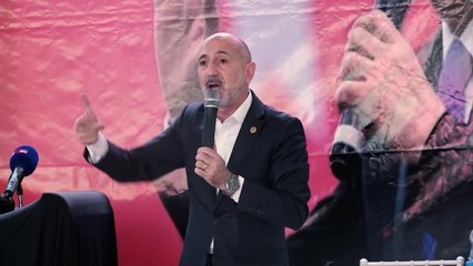 CHP'li belediyenin çadırları topladığı iddialarına yanıt