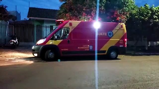 Menino de nove anos fica ferido ao ser atingido por veículo enquanto andava de bicicleta no Esmeralda