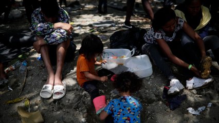 Familia ecuatoriana rescató a un niño de 5 años que fue abandonado en la selva del Darién