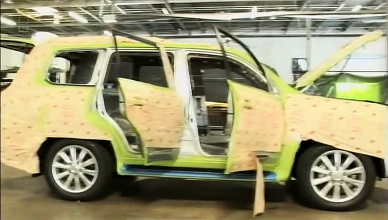 Ultimate Car Factories - Armoured Car