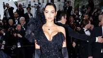 Cannes 2023:  Nabilla tout de noir vêtue, arbore une tenue sexy sublime sur le tapis rouge