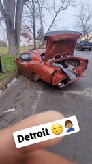 لصوص يجردون دودج تشالنجر SRT Hellcat من أجزائها وصولاً إلى الداخل