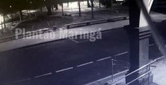 Motorista discute com a mãe, entra com veículo em praça e carro quase sai 'voando' em Maringá