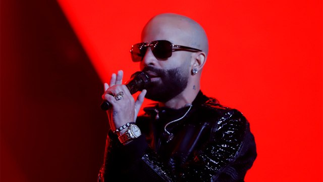 Reguetonero Arcángel fue intervenido por la Policía Nacional de Perú en plena vía de Lima