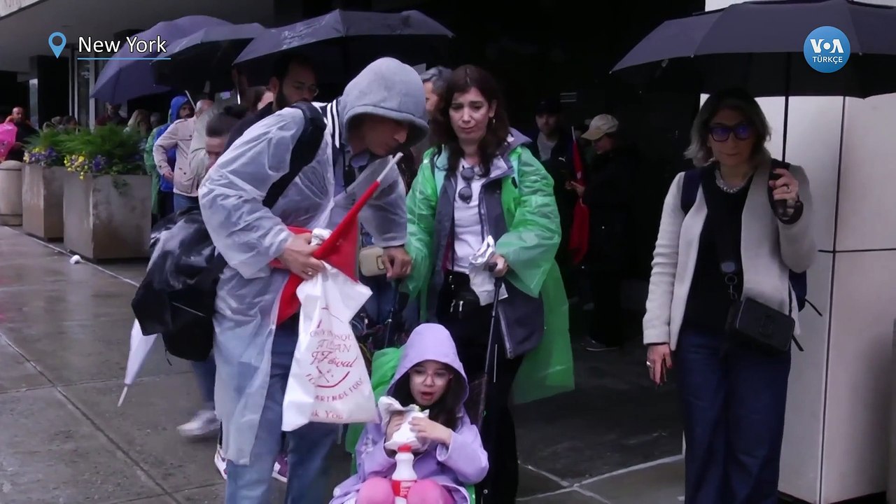 ABD’deki Türk seçmenler sandığa akın etti