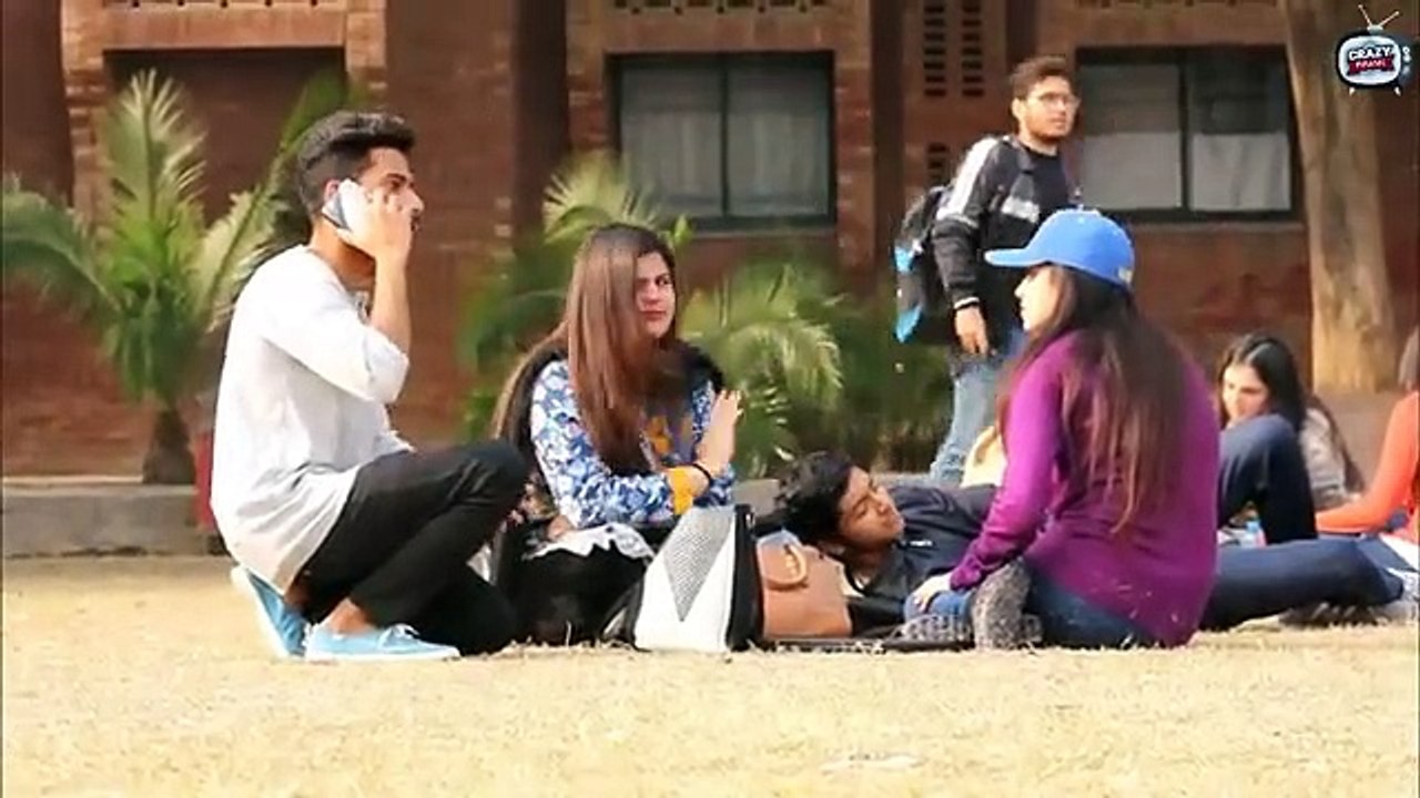 Calling_Cute_Girls_AUNTY_Prank___Prank_in_Pakistan(360p)