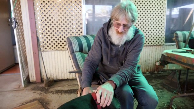 NT pensioners and workers struggle to survive without access to bulk billed medical services