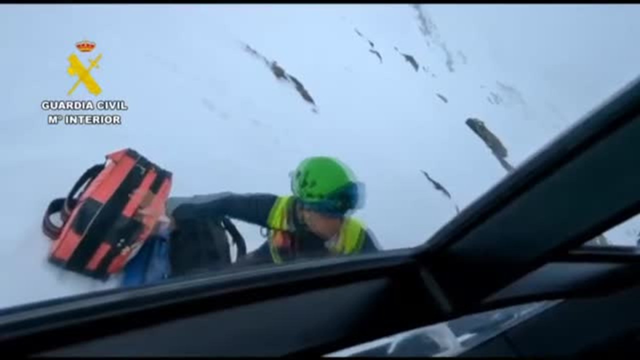 Muere un montañero que realizaba el descenso del Pico del Gran Facha