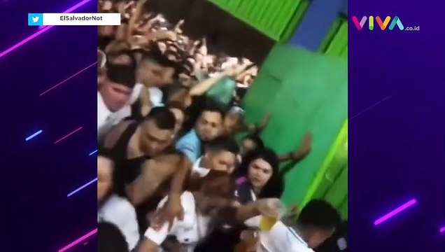 Rekaman Tragedi Kematian di Stadion Sepak Bola El Salvador