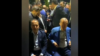 Erdoğan uzatılan suyu almadı, oğlu uzatınca kabul etti