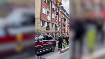 Süleyman Soylu, 'İlle de Roman Olsun' şarkısını söyledi