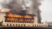 Un gran incendio destruye un edificio histórico del centro de Manila