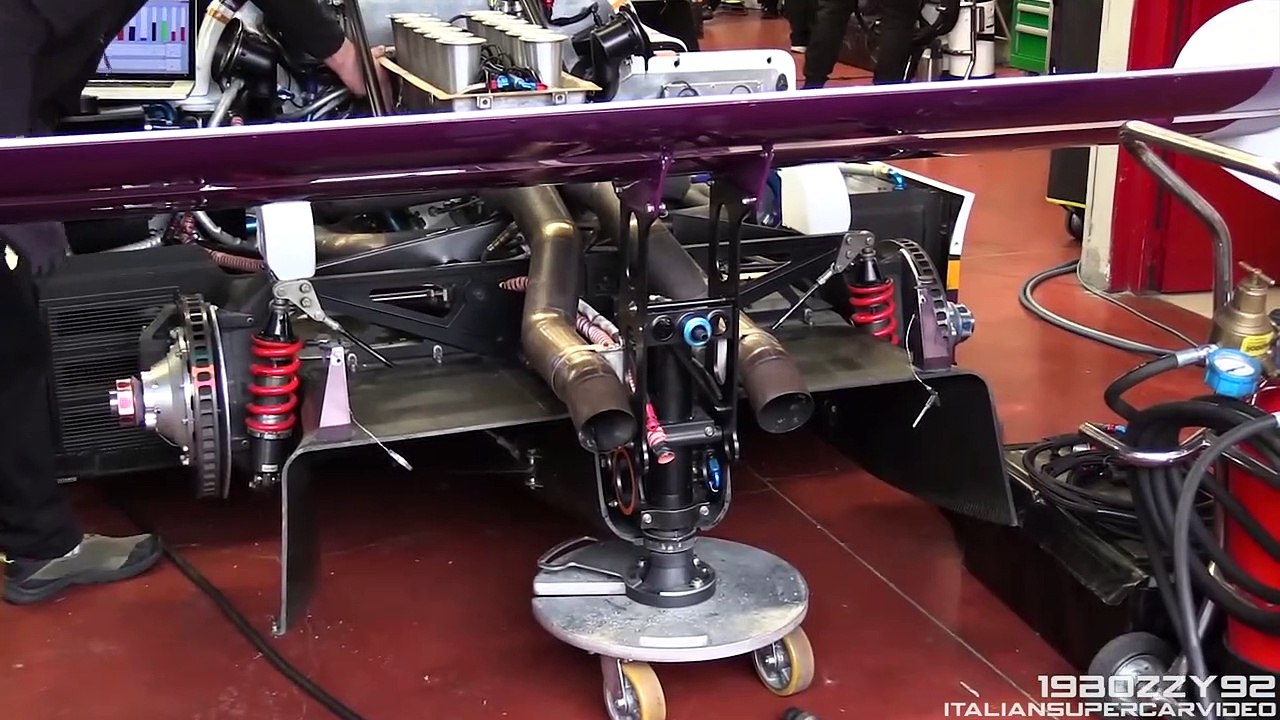 Group C Racing at Mugello Circuit- Porsche 962C GTi RLR, Jaguar XJR-14, Spice SE92P, Nissan R91CP